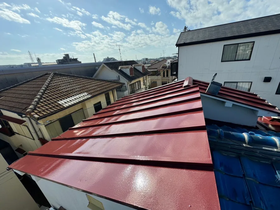 大阪府堺市南区 T様邸｜屋根瓦棒遮熱塗装（施工後）