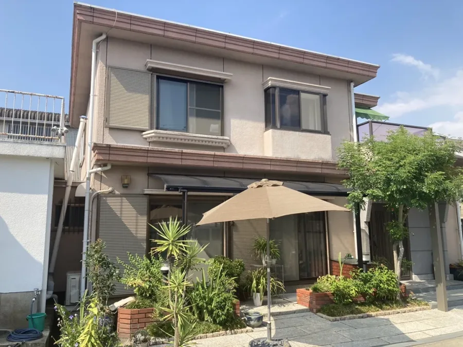 大阪府和泉市 M様邸｜陸屋根 遮熱防水工事・外壁塗装（施工前）
